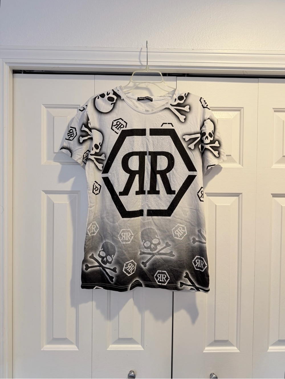 Moda & Pritex All-Over Skull Graphic T-Shirt #0163